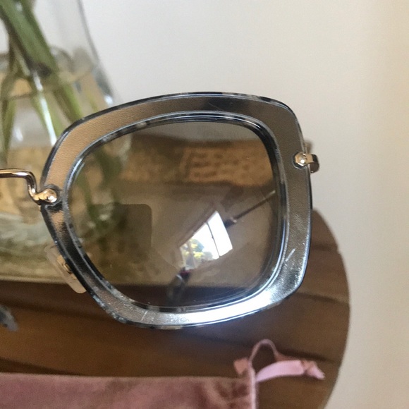 Miu Miu MU 07OS 52mm Sunglasses - Picture 5 of 8